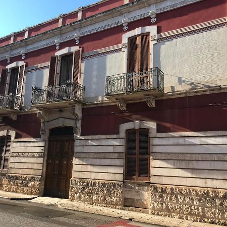 卡斯特拉纳格罗泰Palazzo De Bellis Vitti Nella Citta Delle Grotte住宿加早餐旅馆 外观 照片