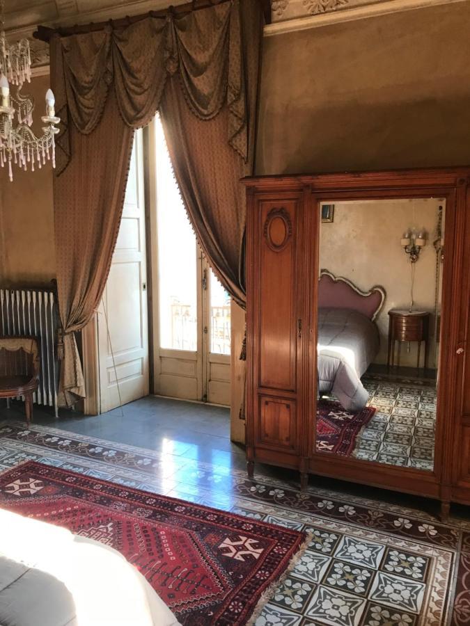 卡斯特拉纳格罗泰Palazzo De Bellis Vitti Nella Citta Delle Grotte住宿加早餐旅馆 外观 照片
