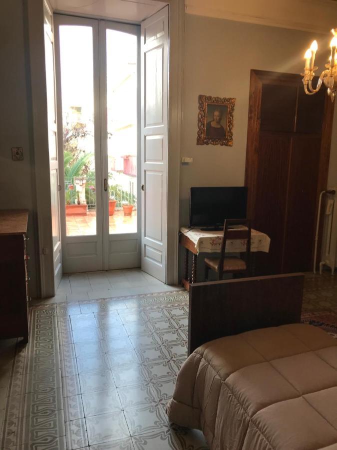 卡斯特拉纳格罗泰Palazzo De Bellis Vitti Nella Citta Delle Grotte住宿加早餐旅馆 外观 照片